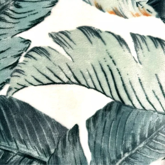 Tommy Bahama Green Vintage Palms KING Blanket Swaying Fronds Plush Micro Fleece